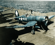 F4U-1D Corsair of VF-5 on the USS Franklin (CV-13) early 1945 REDD.png