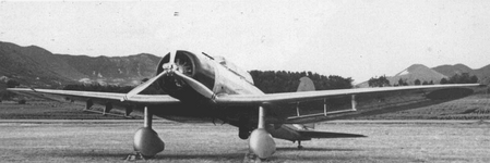 Prototype of the Aichi D3A dive bomber, the AM-17 WIKI.png