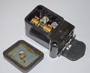 item3.jpg