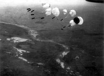 355fg Shuttle 100BG supply drop_18sep1944 [hovde].jpg