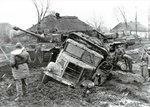 truck-in-mud-11-43.jpg