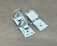 2_Cockpit assembly_E0838.jpg