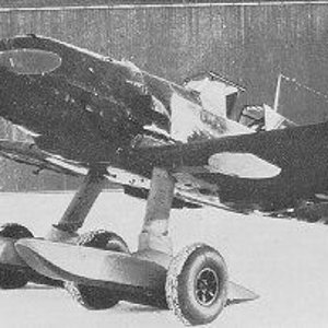 A Me109E fitted with Skis.