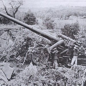 Waffen SS Artillerymen