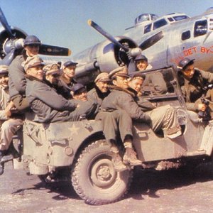 US Bomber crew