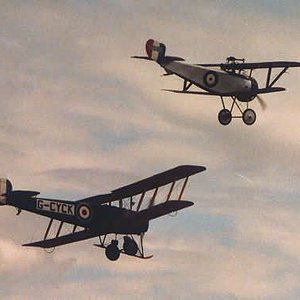 Avro 504 and Nieuport 17