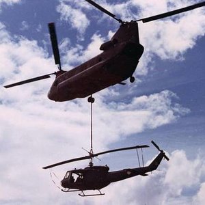 chinook transports helicopter