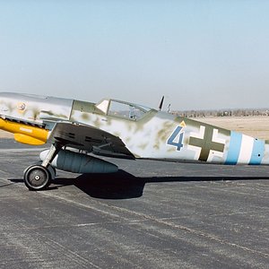 Messerschmitt_BF_109G_10_2