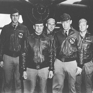 Doolittle Tokyo Raiders, Crew No. 5