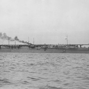 shoho_aircraft_carrier_1941