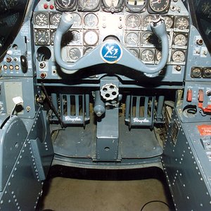 Douglas-X-3-Stiletto-cockpit