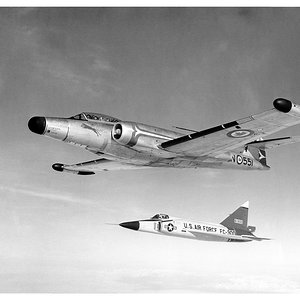 Cf-100_and_F-102