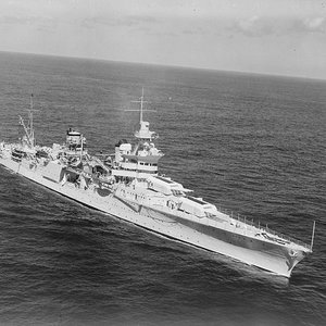 USS_Indianapolis_CA-35_