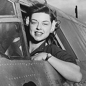 Elizabeth_Gardner_WASP_pilot_in_a_B-26_Maurader