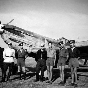 Bulgarian_Dewoitine_D-520_on_airfield_near_Karlovo_Bulgaria_Sep_1943
