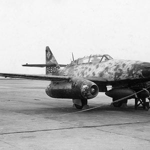 Me262B_FE610