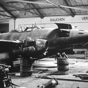 Messerschmitt_Me262_jet_fighter_Salzburg_Austria