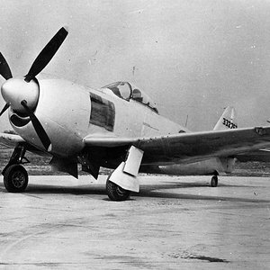 Curtiss_YP-60E