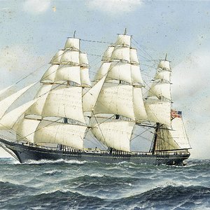 Antonio_Jacobsen_-_The_celebrated_American_clipper_Challenge_under_full_sai