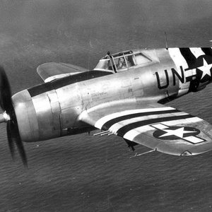 P-47D,  42-26057, UN-W, 56FG, 63FS