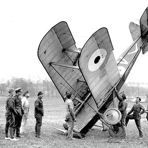 SE.5a crashed (2)