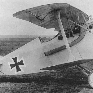 AEG D.I no. 4400/17, May 1917 (1)