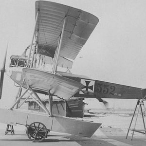 Albatros W.1 no. 552