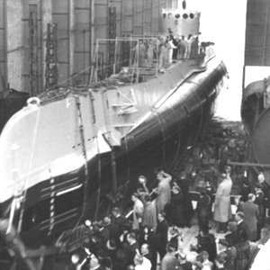 ORP Sęp, launching in 1938