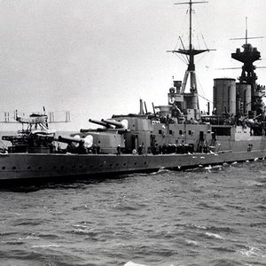 HMS Hood (4)