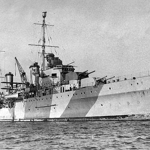 HMAS Sydney II  light cruiser, 1941 (2)