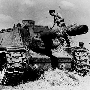 A captured russian SU-152, 1943