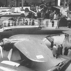 PZL-37 Łoś and PZL-33 Wyżeł, the Expo exibition, Paris 1938 (5)