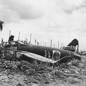 Mitsubishi G4M1 Betty no.336, 705 Kokutai, New Georgia, 1943 (1)