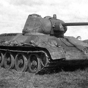 T-34 with T-43 turret, the Ural tank factory, 1942 (1)