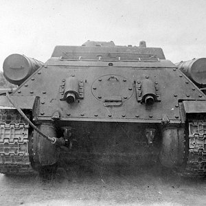 SU-122, the rear view  (3)