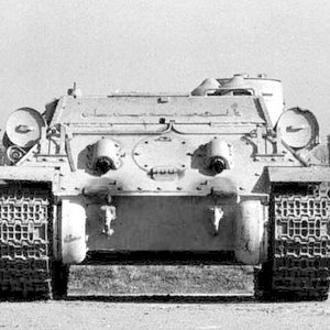 SU-100, the rear view (6)