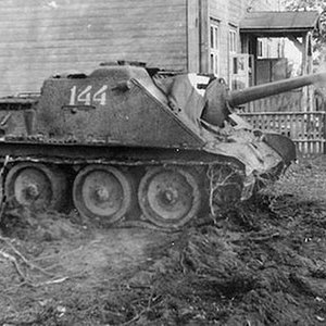 SU-85, no.144, captured, Romania,  1944 (1)
