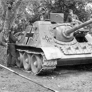 SU-85, no.212, captured and used by Germans