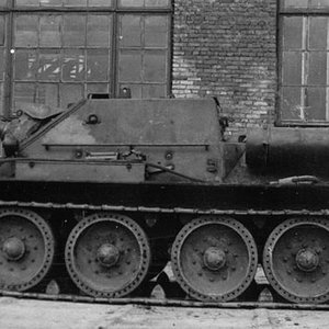 SU-85-II prototype, the port side view, 1943 (1)