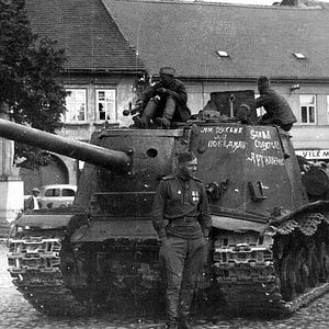 ISU-122S, Czech, 1945