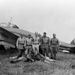 Petlyakov Pe-2 of the VVS at Poltava airfield