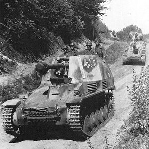 Sd.Kfz. 124  Wespe near Kursk, 1943