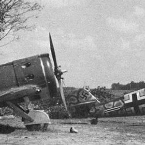 Bf109F-4 & I16