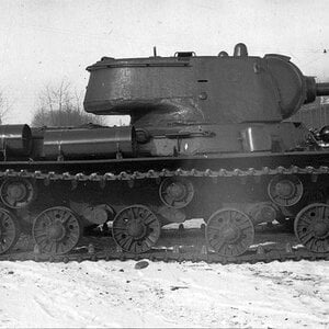 IS-2 heavy tank prototype, Chelyabinsk factory, 1943, side view