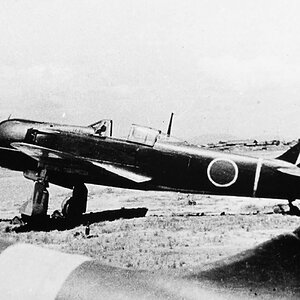 Kawasaki Ki-100-I Otsu, no. 39, 5 Sentai, 1945 (1)