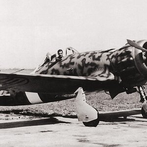 Macchi MC.200 Saetta (2)