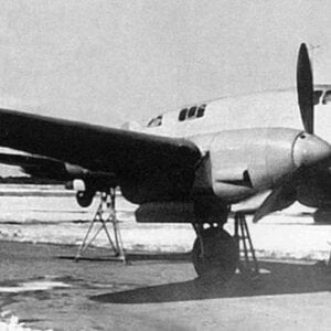 VI-100 ... Petlyakov Pe-2 prototype, trials of the landing gear (2)