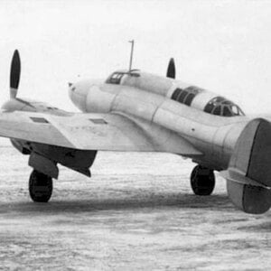VI-100 ... Petlyakov Pe-2 prototype (2)