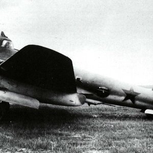 Petlyakov Pe-2 176 series with larger cockpit canopy and dorsal turret F-3
