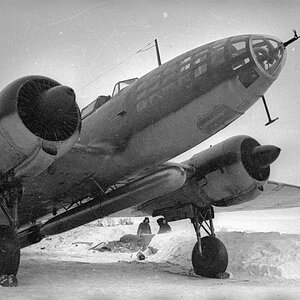 Ilyushin Il-4T with a 45-36-AV torpedo